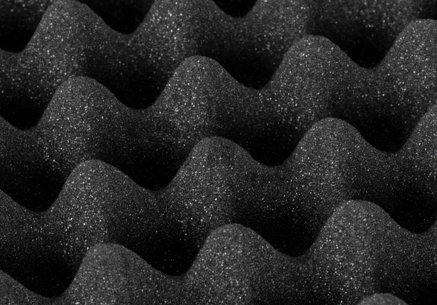 Nimrod Polymer Transport Case Black 100cm Wave Foam 4