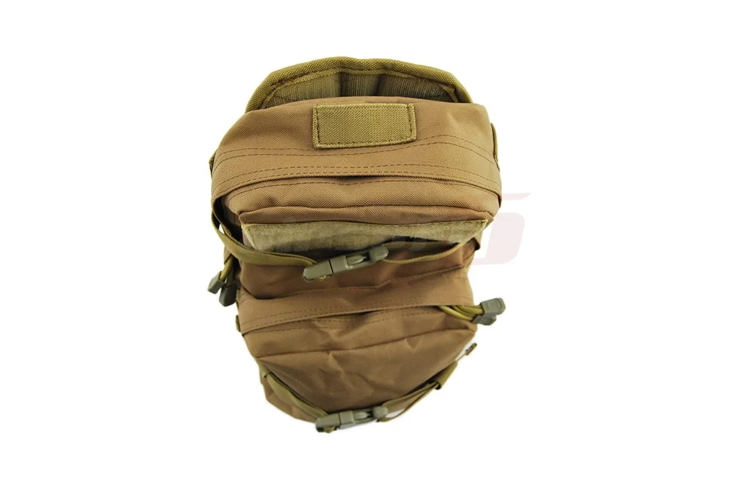 8Fields Coyote Hydration Pack 3