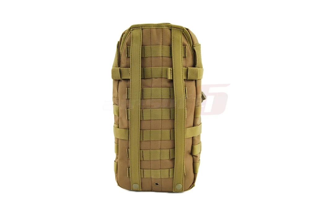 8Fields Coyote Hydration Pack 6