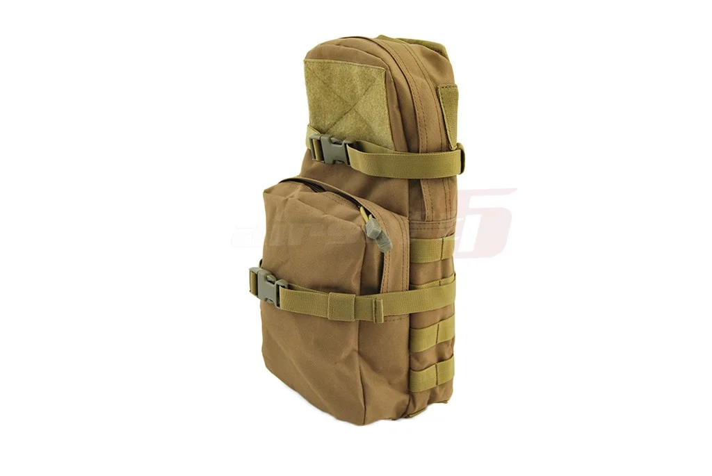 8Fields Coyote Hydration Pack 4