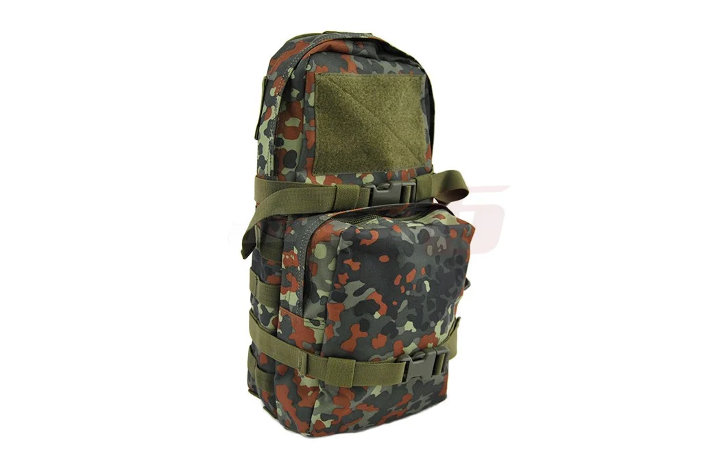 8Fields Hydration Pack Flecktarn 6