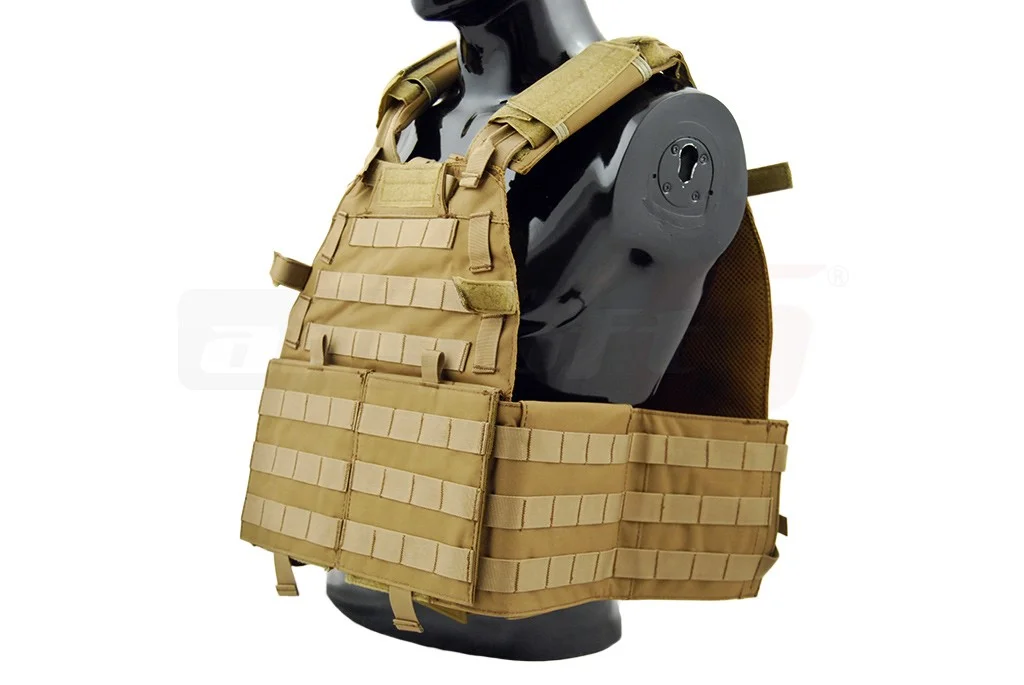 8Fields Tactical Vest TMC 6094 Coyote 2