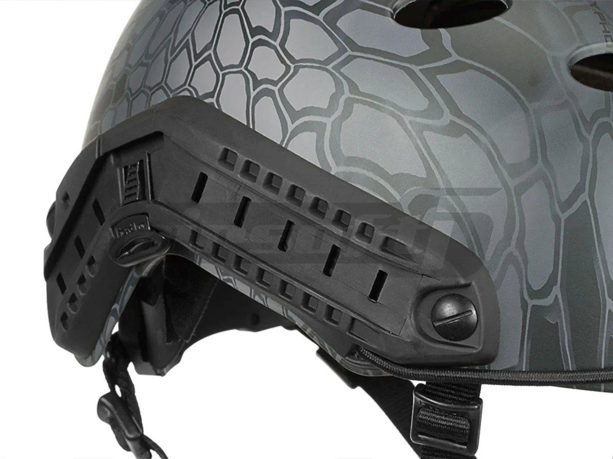 FMA FAST PJ Helmet with Quick Adjustment TP 6