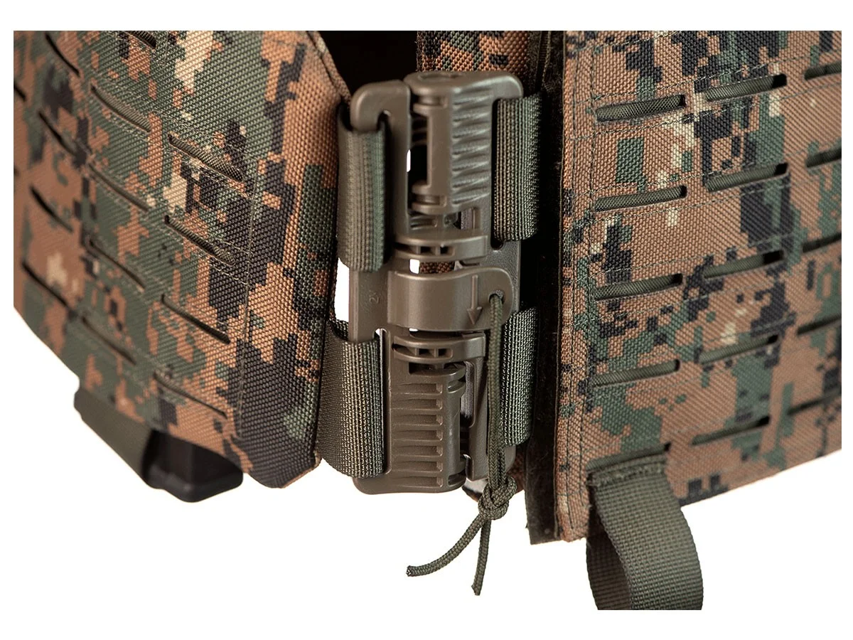 Invader Gear Reaper QRB Tactical Vest Marpat 4
