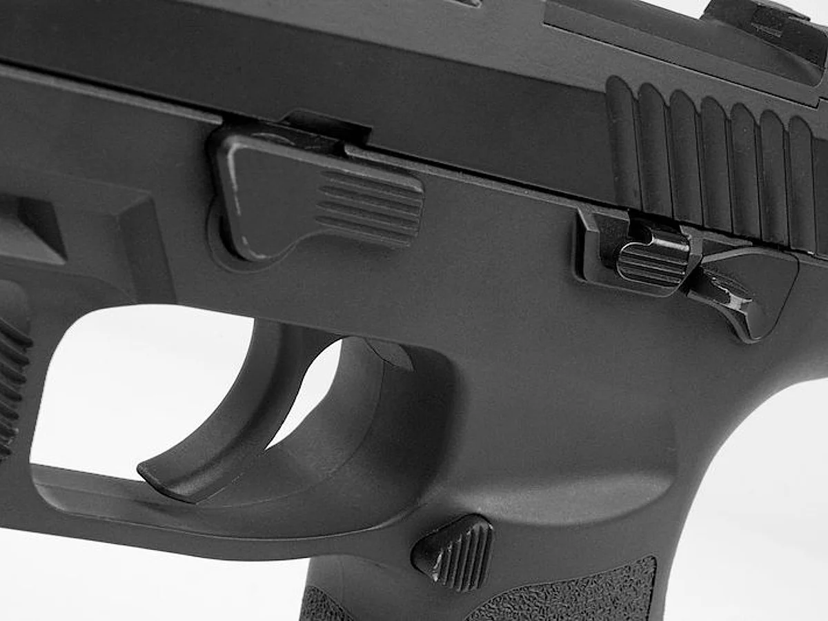 Sig Sauer P320 M17 Black CO2 3