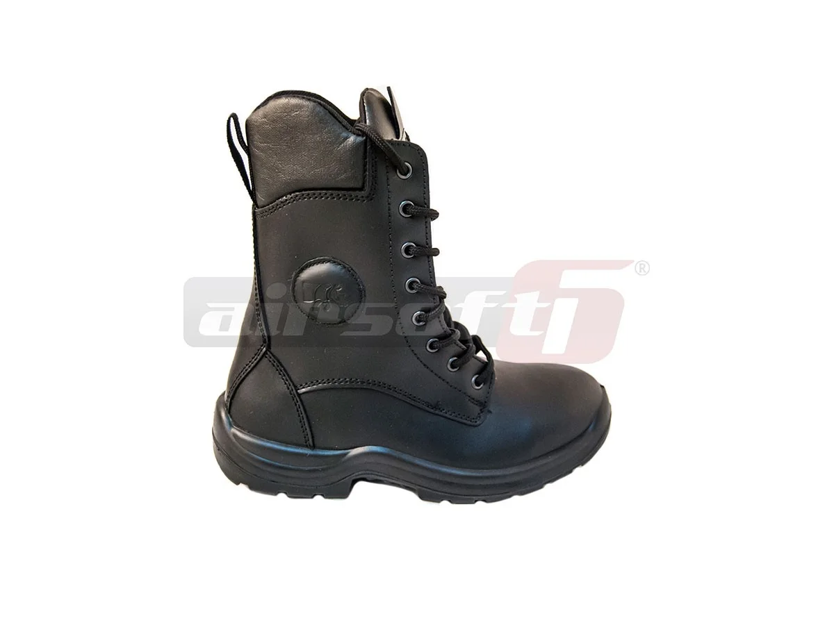 Traian Boots Size 38 2